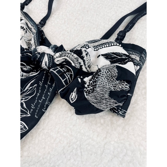 AGUA BENDITA • Lucille Thoughts Black/White Beaded Floral Bikini Top - Picture 6 of 15